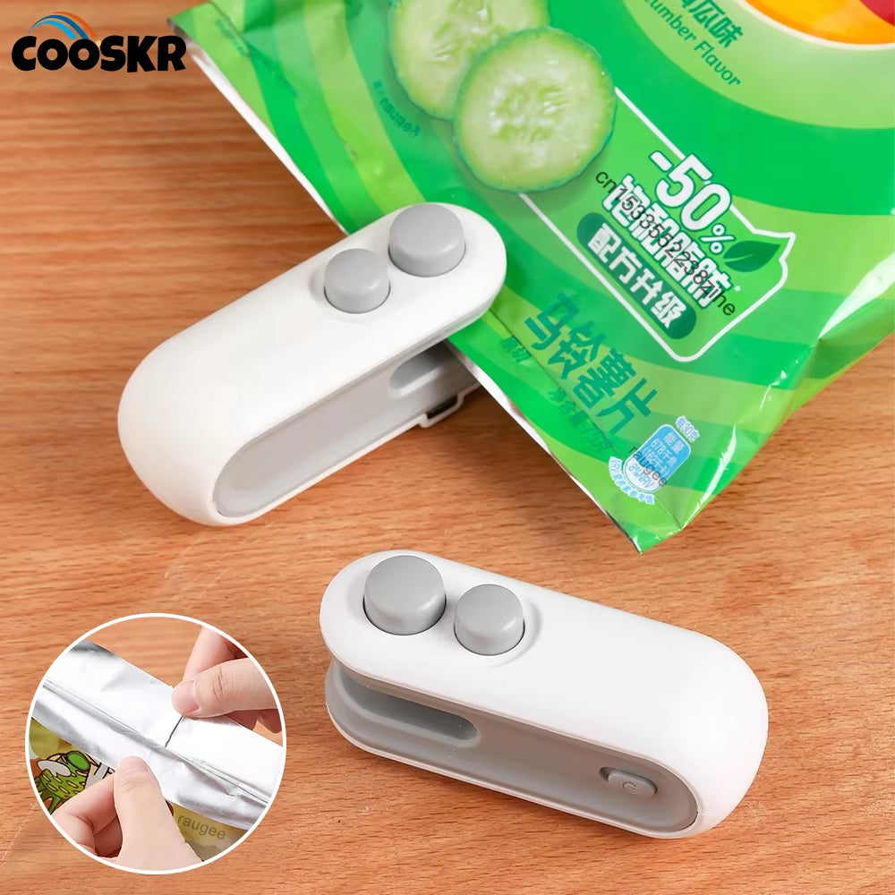 Plastic Bags Sealer Mini Sealing Machine Food Packaging Bag Sealer Portable Heat Bag Sealer Rechargeable Food Bag Thermal Sealer